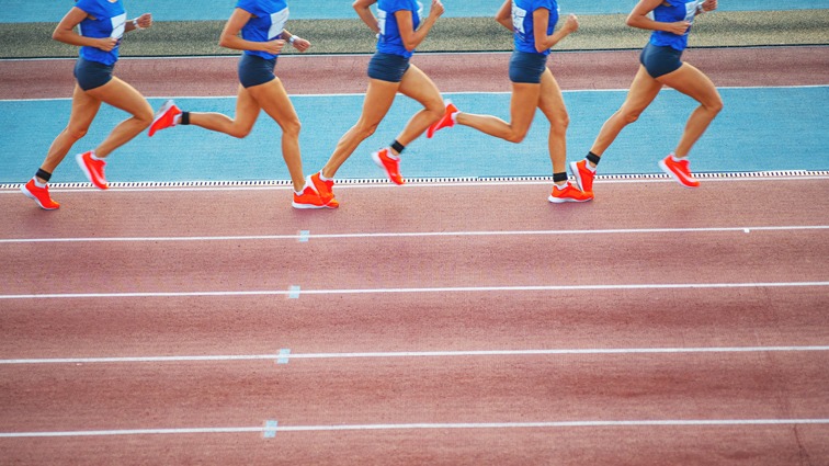 中超退役球员：李铁业务能力强 我不吃海参