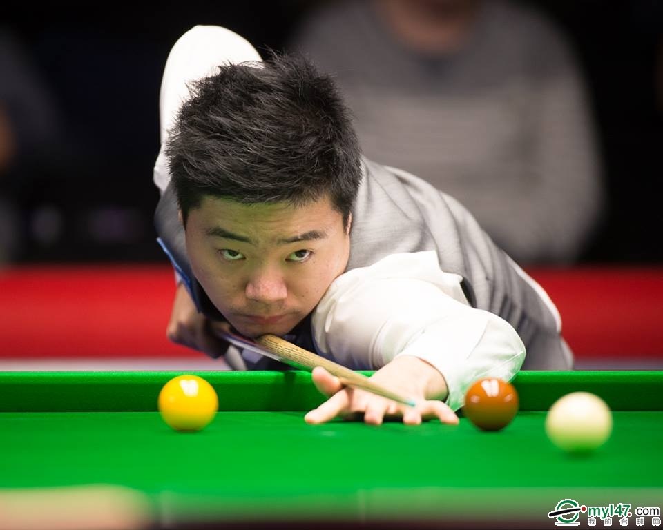 持与自己的 持与自己的